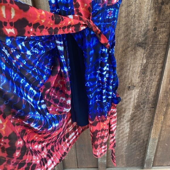 BCBGMAXAZRIA Isla Silk Persian Red Asymmetrical Self Tie Sleeveless Wrap Dress - Picture 6 of 12